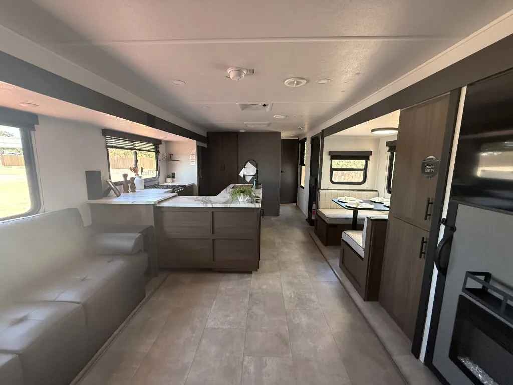 2027 Forest River Tracer 286RL, Photos photo 57