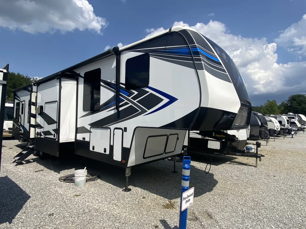 2020 Keystone Fuzion 419 - Photo 3