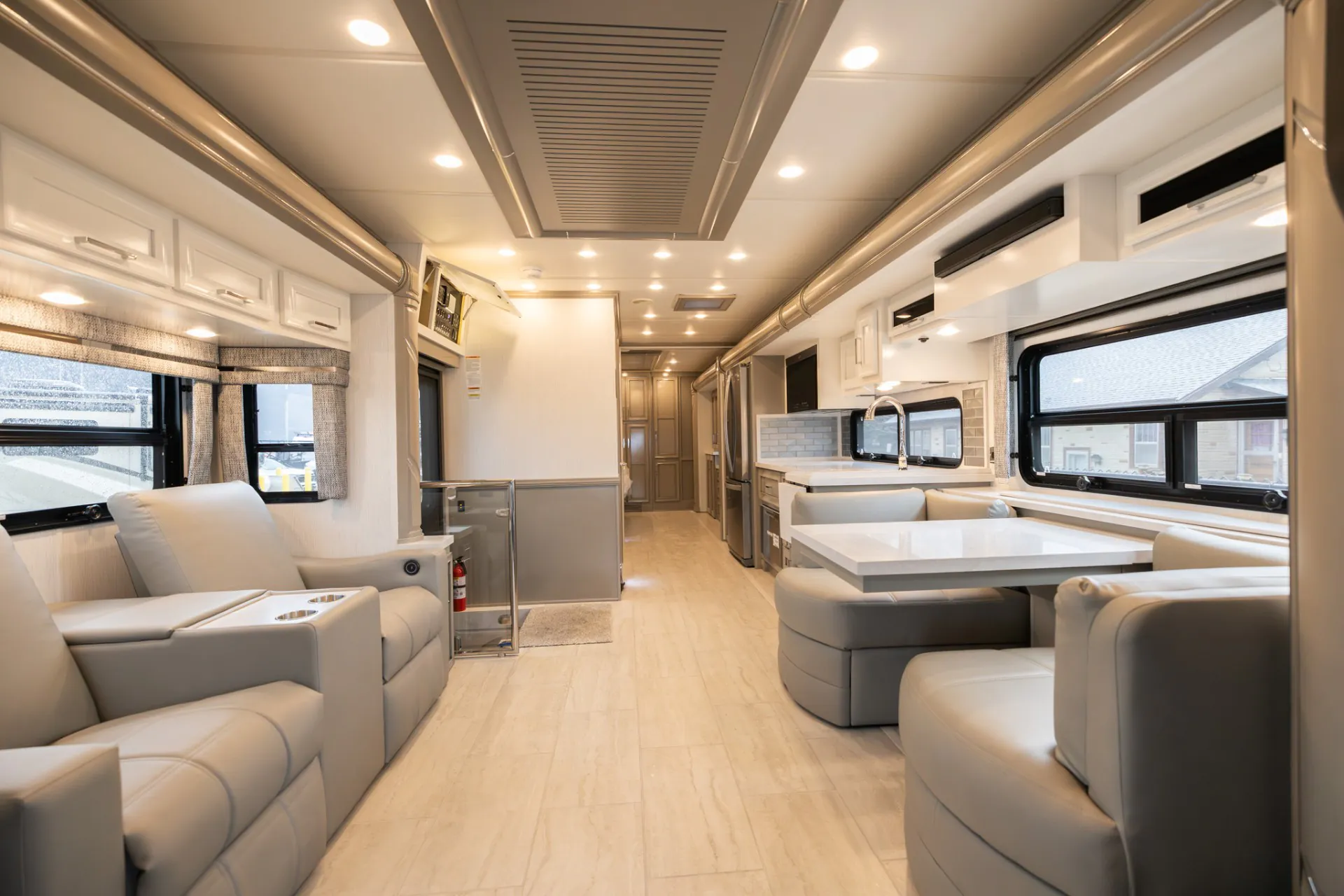 2026 Newmar Supreme Aire 3827 - Photo 3
