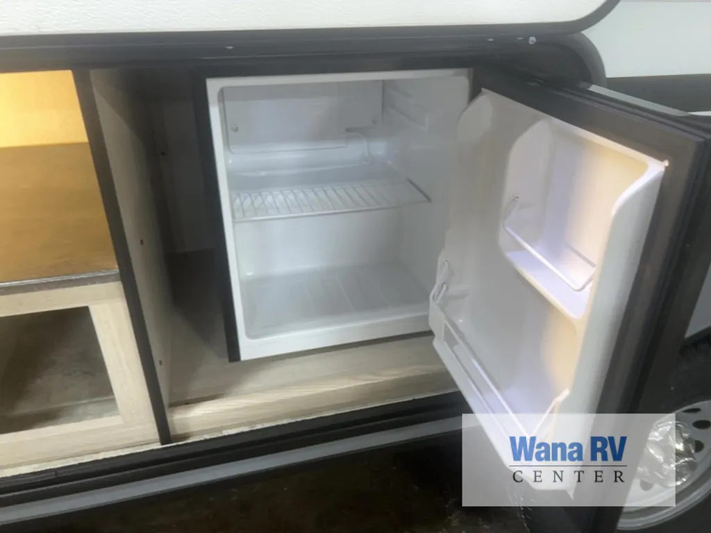 2023 Coachmen Apex Nano 186BH, Photos photo 18