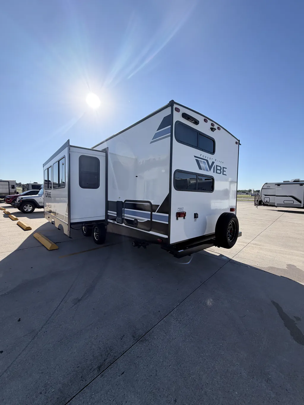 2024 Forest River Vibe 26BH, Photos photo 8