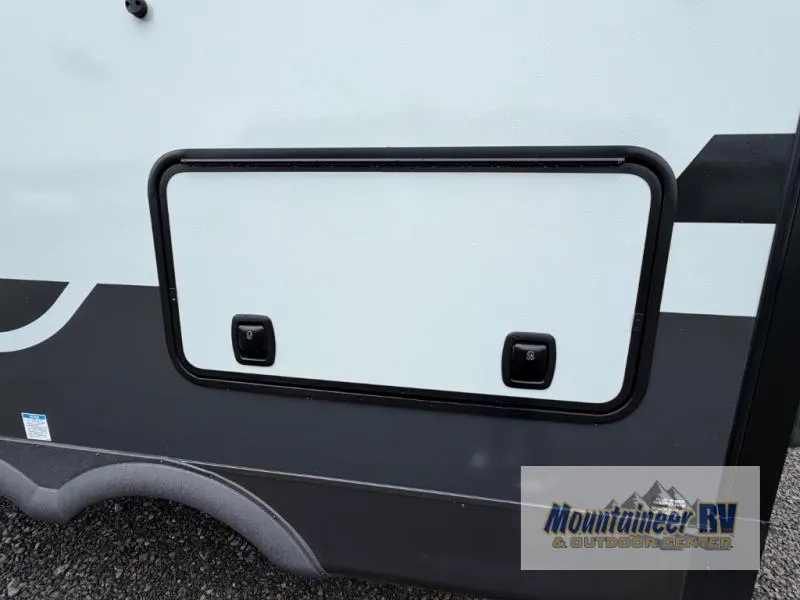 2026 Forest River Rockwood Mini Lite 2522FB - Photo 4