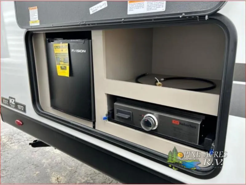 2025 KZ Connect SE Used    C241BHKSE Corner Bunks &amp; a Slide Out - Photo 4