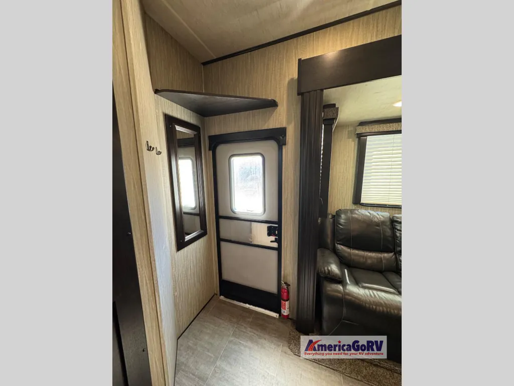 2019 Cruiser RV Stryker STF 3513, Photos photo 17