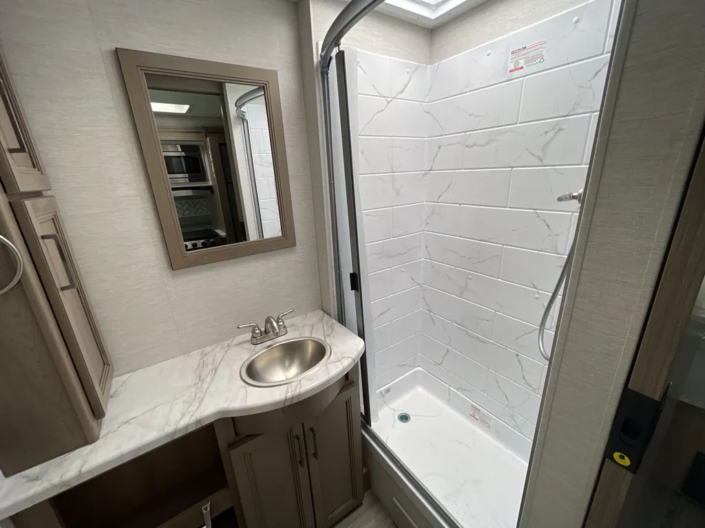 2026 Thor Motor Coach Freedom Traveler A29, Photos photo 18