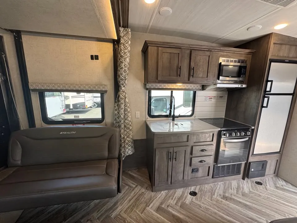 2021 Forest River Stealth FQ2413G, Photos photo 12