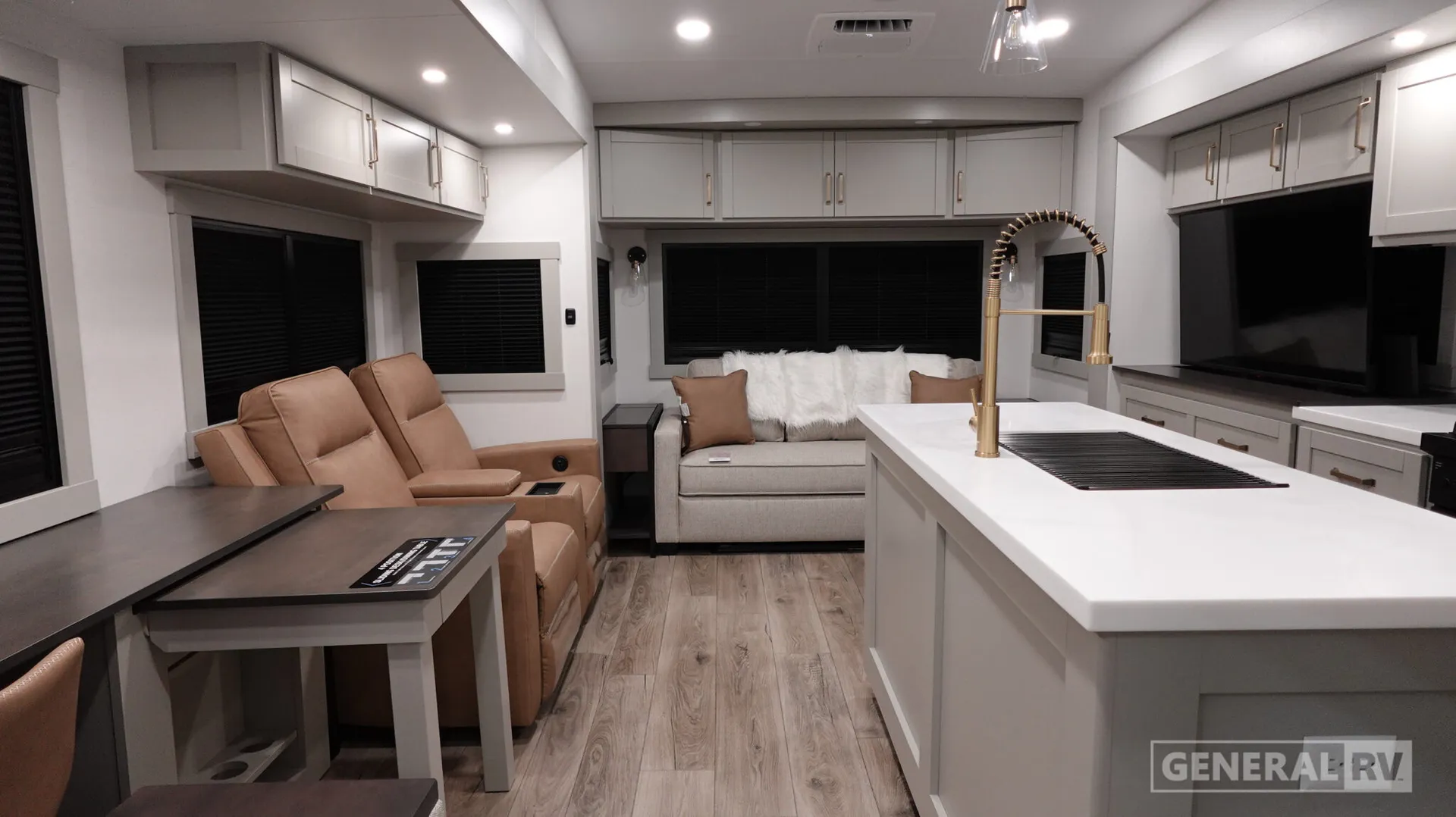 2026 Brinkley Model Z 3100 - Photo 3