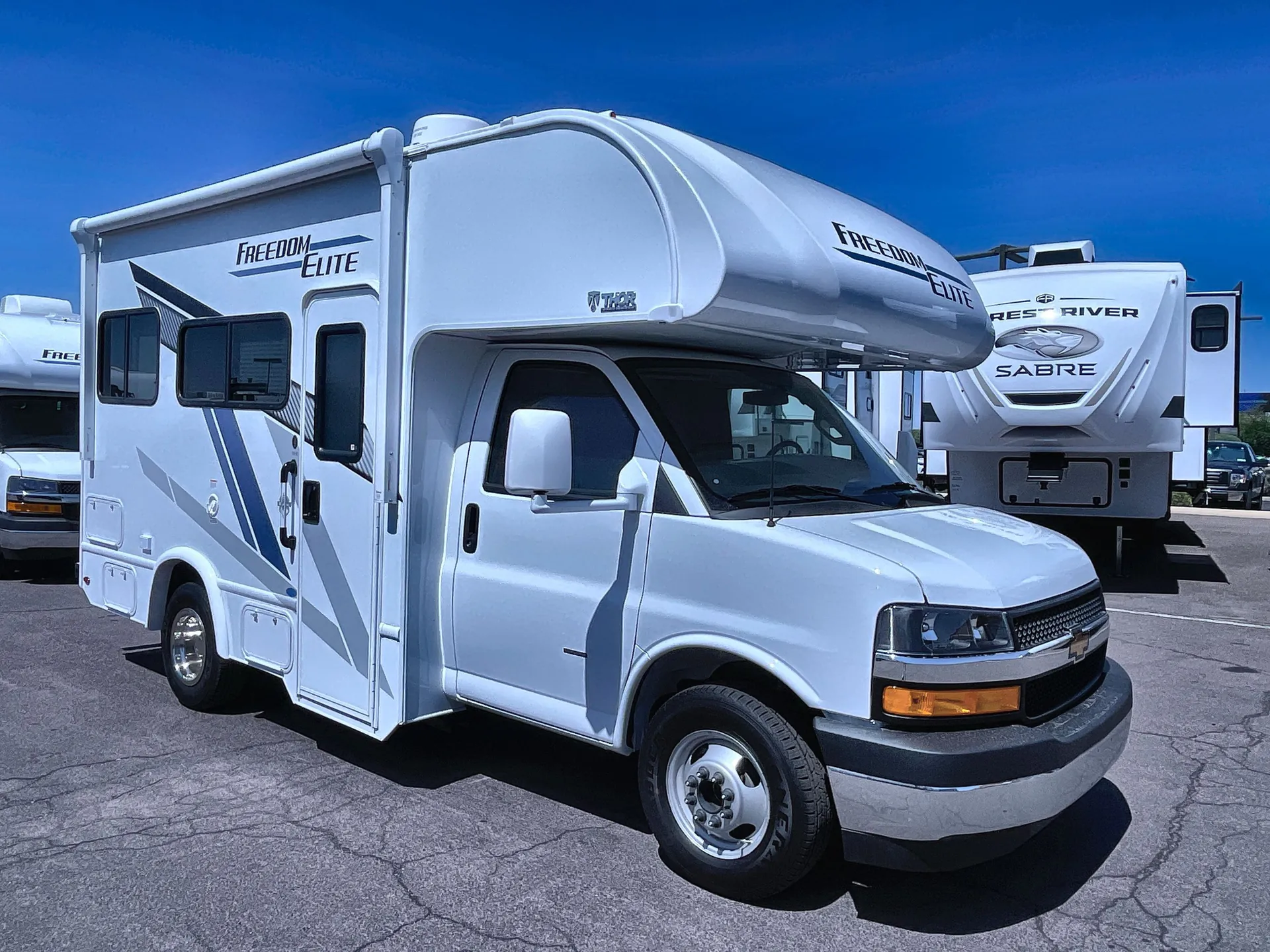 2026 Thor Motor Coach Freedom Elite 19HE - Photo 2