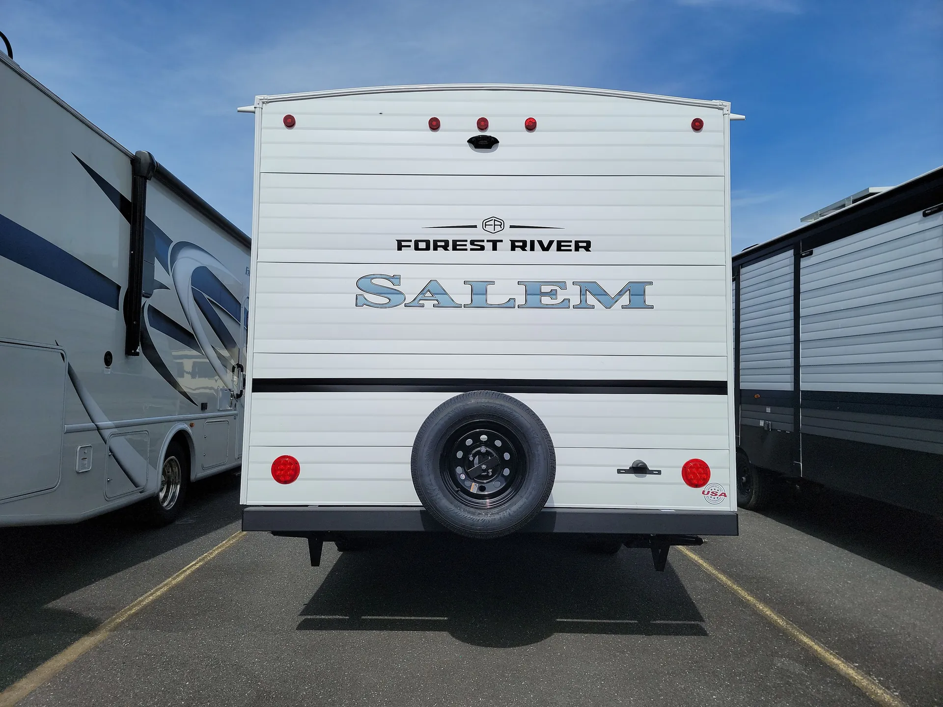 2027 Forest River Salem FSX 260BHLE — backside