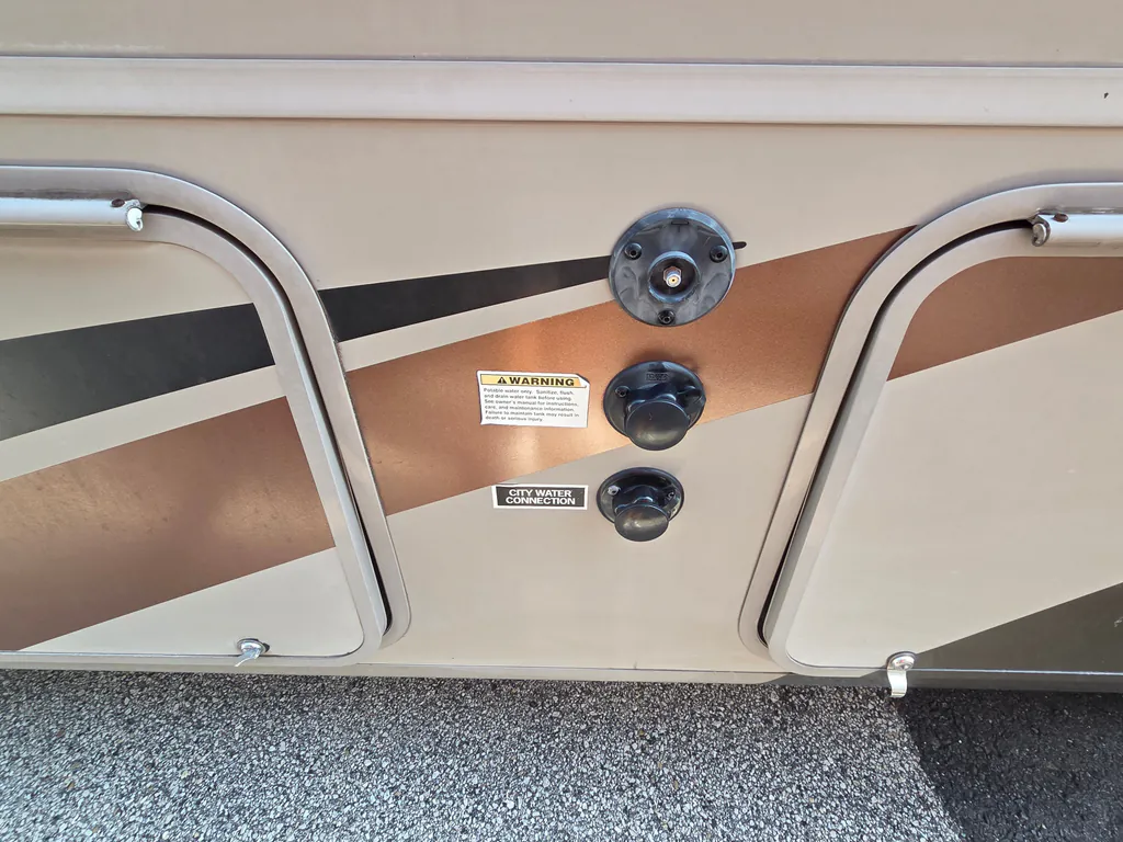 2017 Coachmen Pursuit 27KB, Photos photo 10