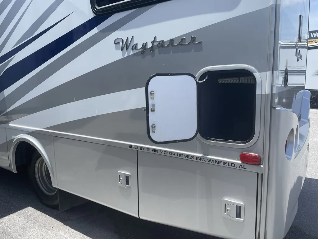 2018 Tiffin Wayfarer 24 TW, Photos photo 3