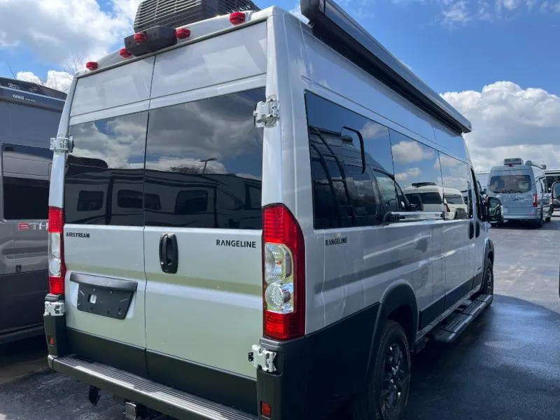 2026 Airstream Rangeline New    Touring Coach - Photo 2