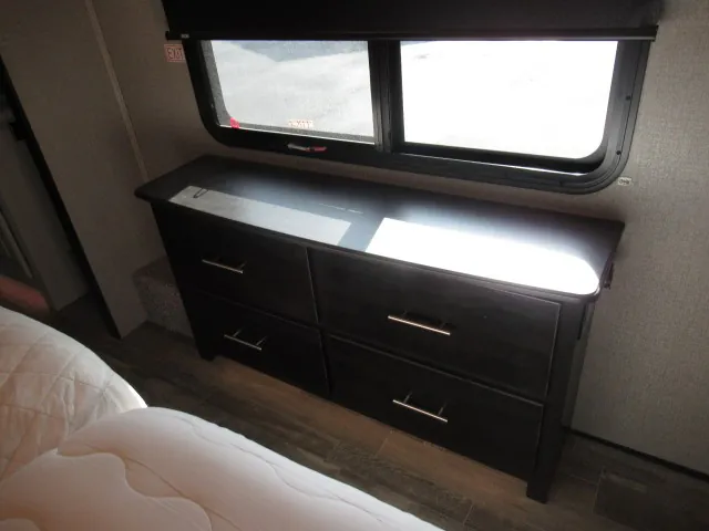 2020 Jayco North Point 387FBTS, Photos photo 37