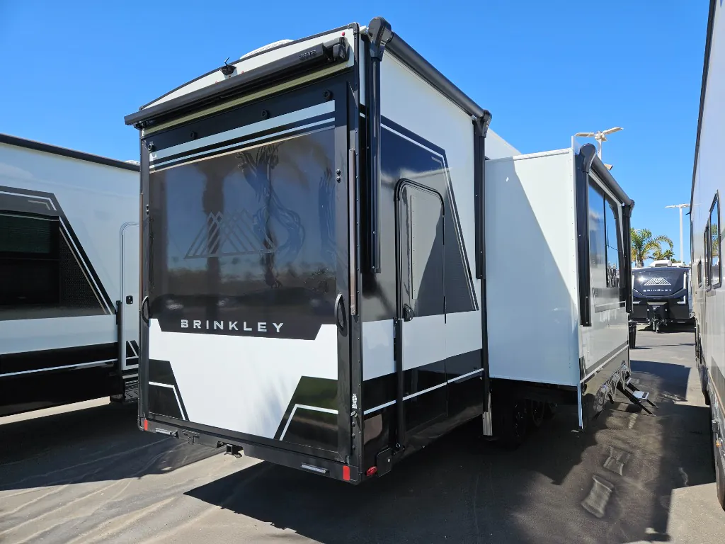2026 Brinkley Model G 3250 - Photo 3