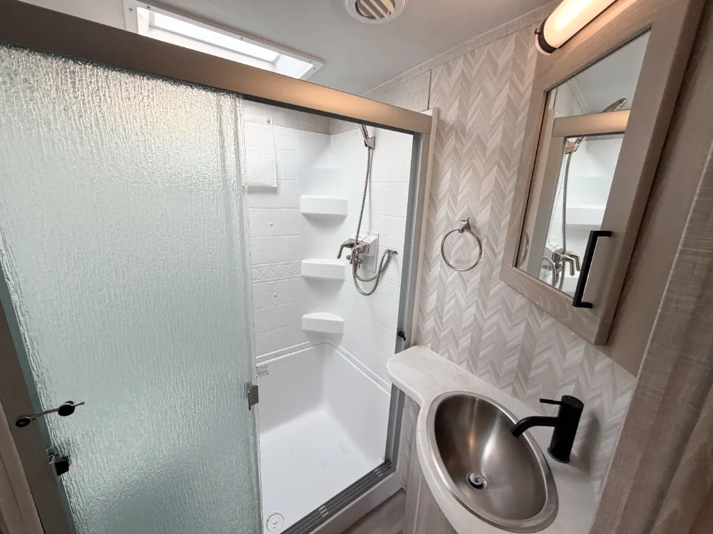 2022 Forest River Rockwood Ultra Lite 2893BS, Photos photo 22