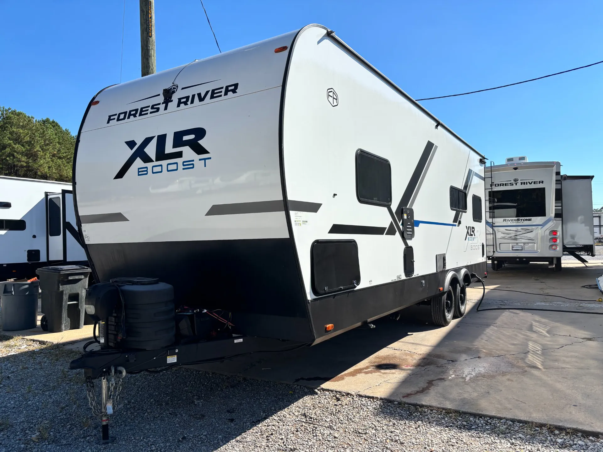 2025 Forest River XLR Boost 2514B - Photo 4