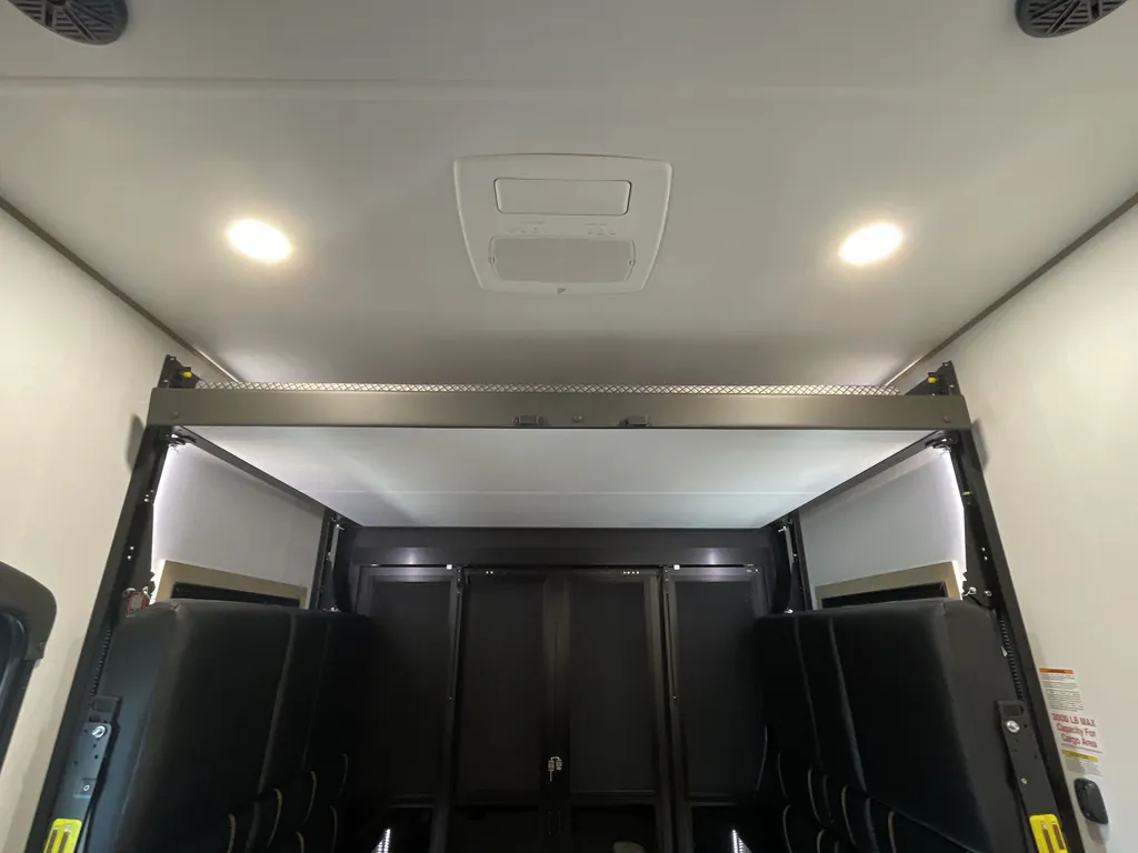 2026 Keystone Raptor 433, Photos photo 17