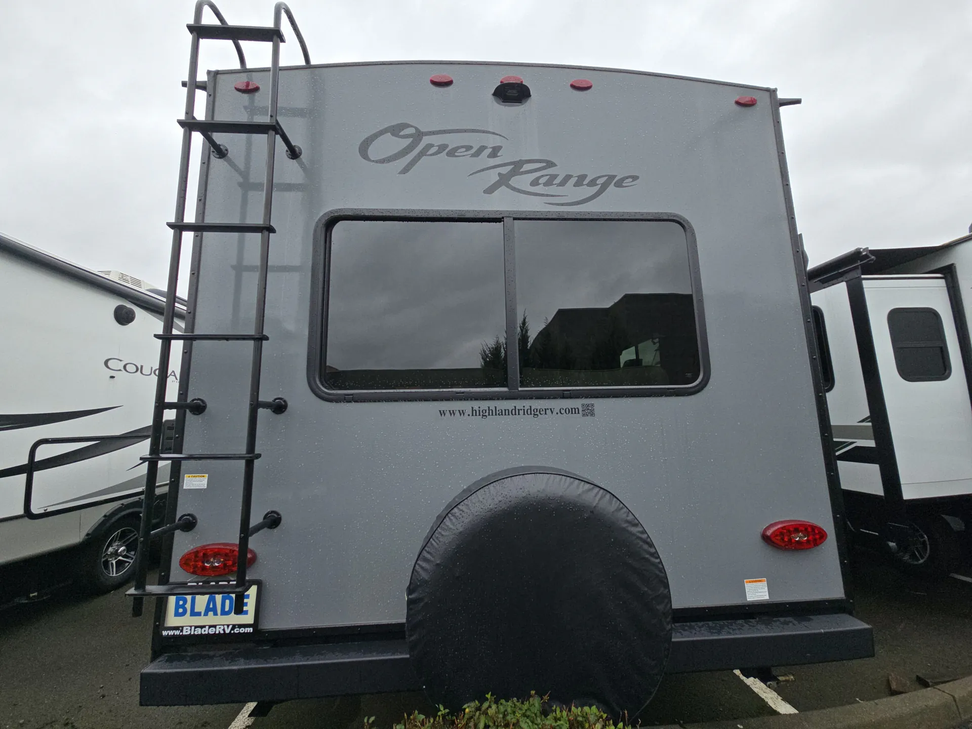 2024 Highland Ridge Light 290RLS dealer photo 5 from Camping World