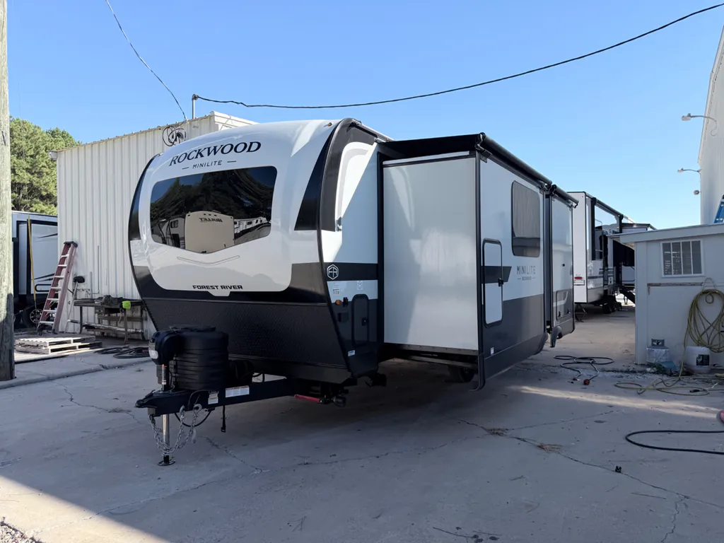 2027 Forest River Rockwood Mini Lite 2523MBR, Photos photo 3