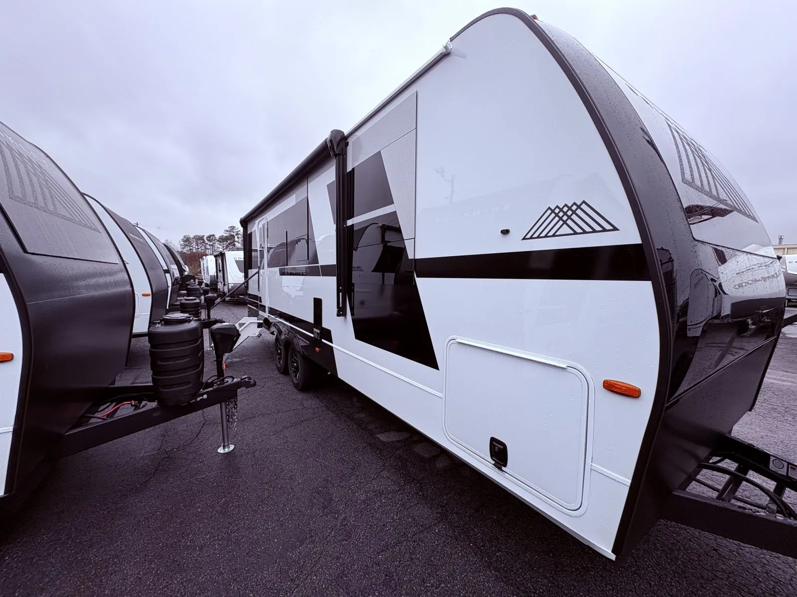2026 Brinkley MODEL I 265 - Photo 4