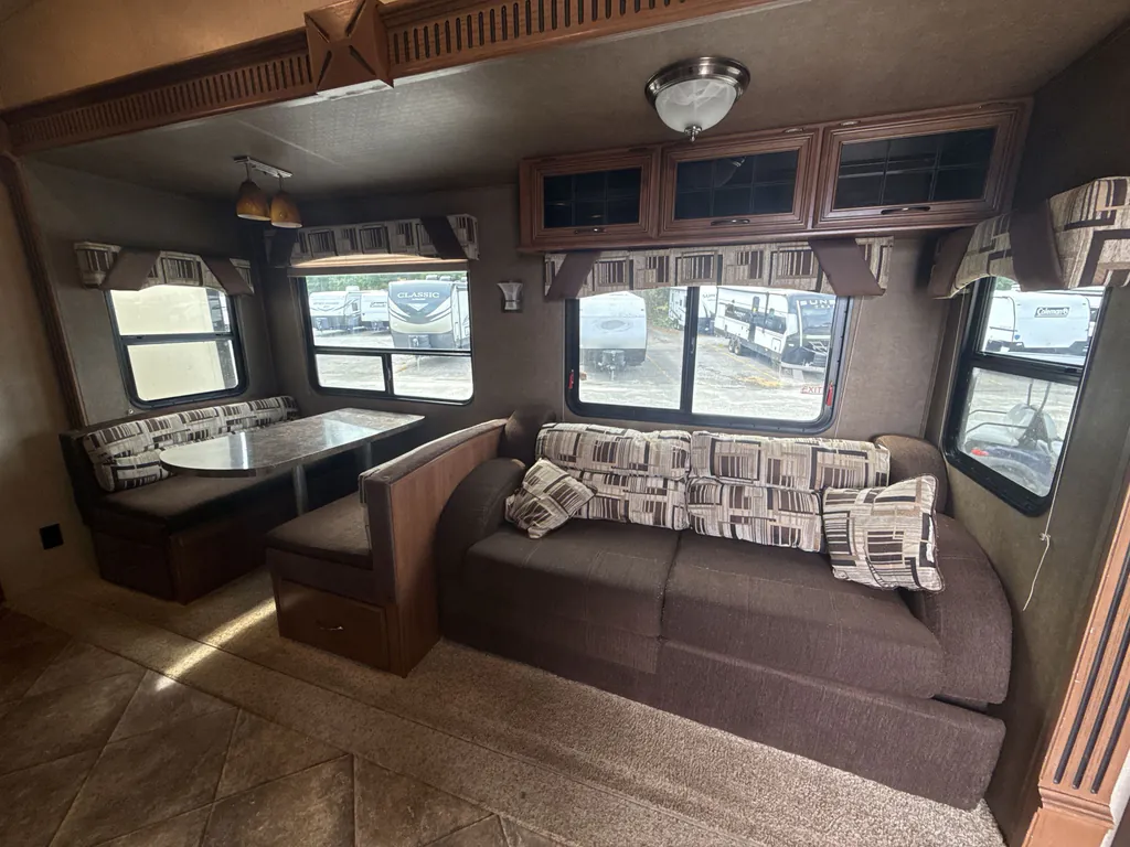 2015 Forest River Sierra 365SAQB, Photos photo 16