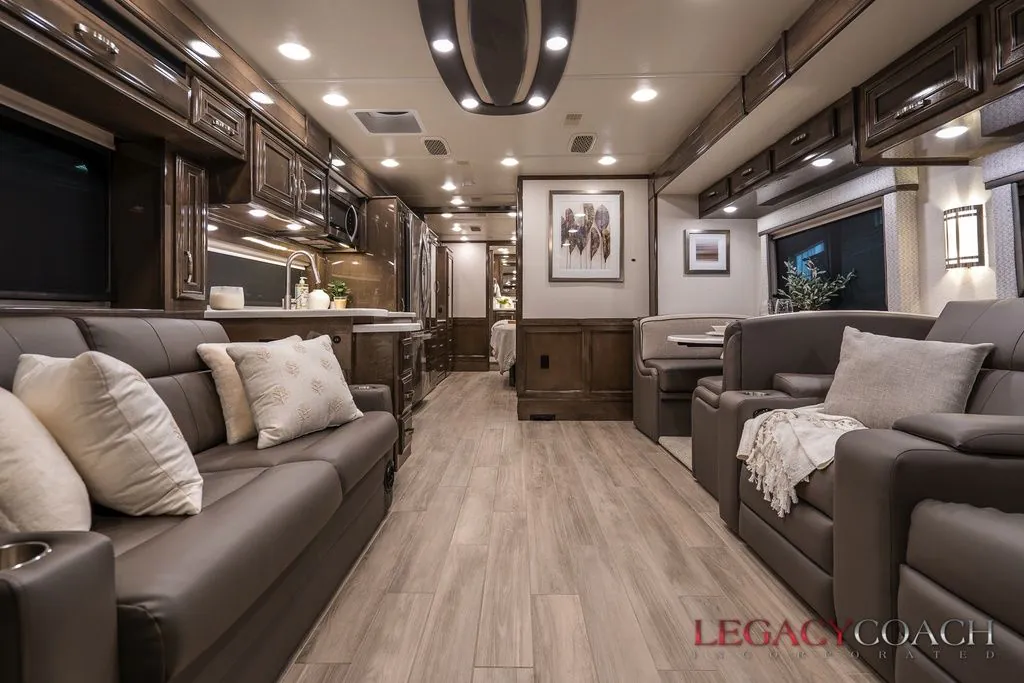 2023 Entegra Coach Reatta 39T2 - Photo 3