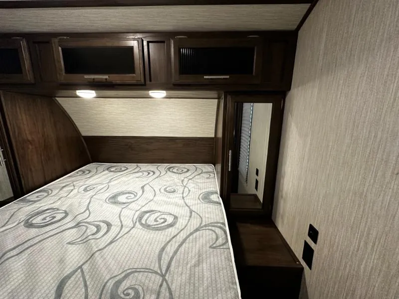 2019 Forest River Cherokee Alpha Wolf 26DBH-L, Photos photo 5
