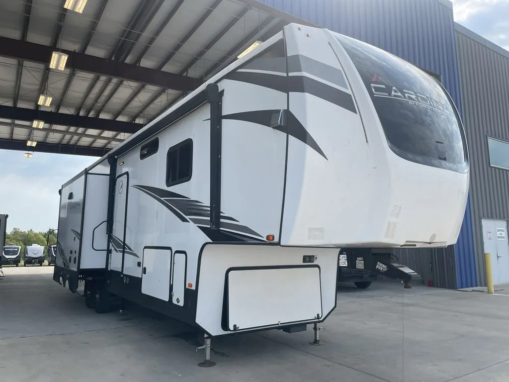 2022 Forest River Cardinal Limited 383BHLE