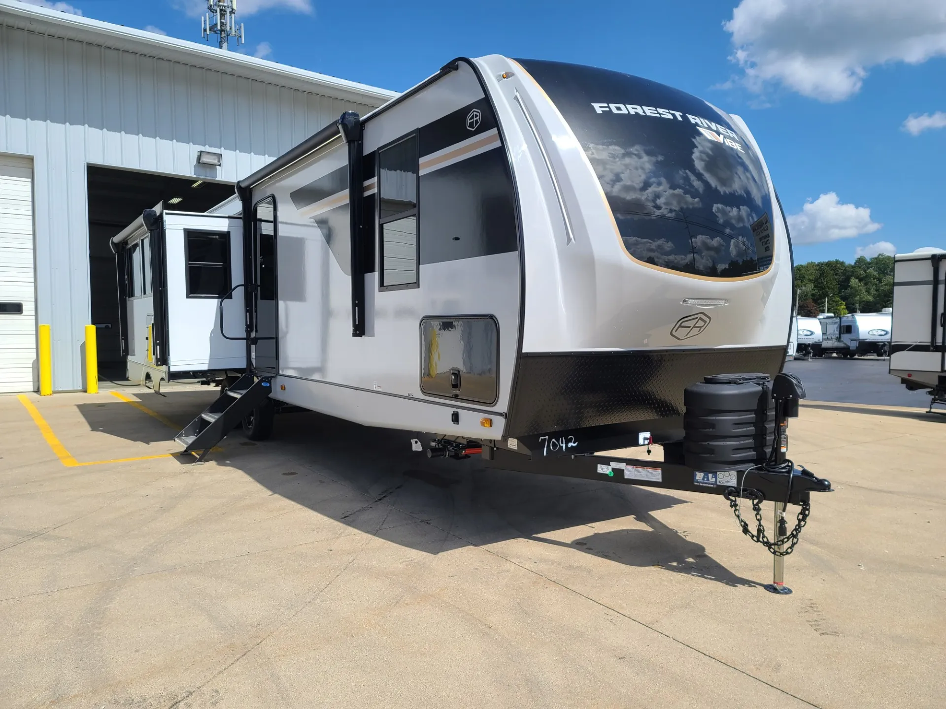 2026 Forest River Vibe 2800RL - Photo 2