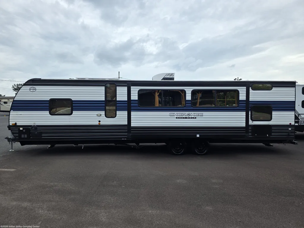 2025 Forest River Cherokee Grey Wolf 29TE, Photos photo 3