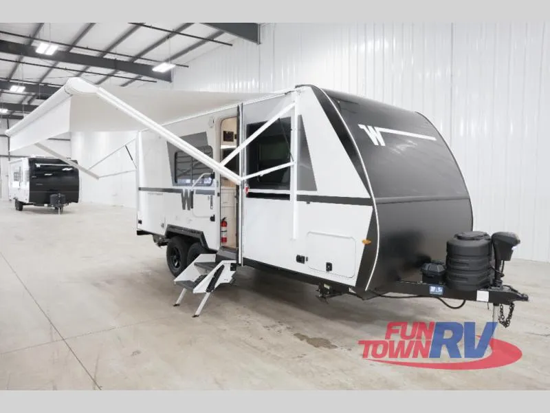 2026 Winnebago Micro Minnie 2108TB - Photo 2