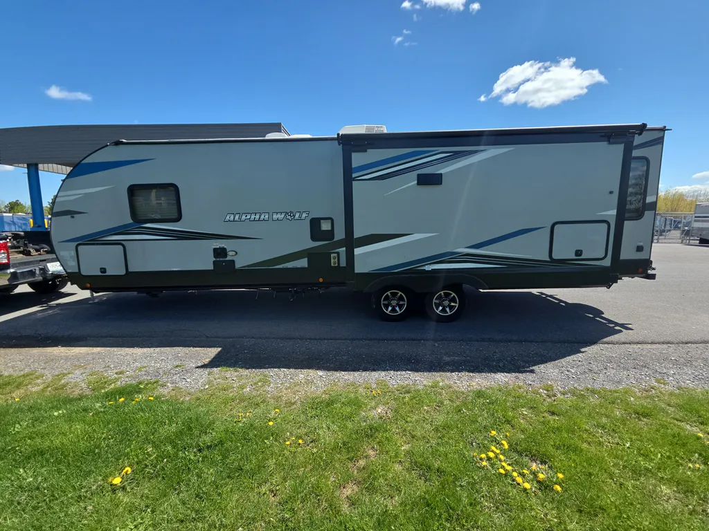 2021 Forest River Cherokee Alpha Wolf 26RL-L, Photos photo 6