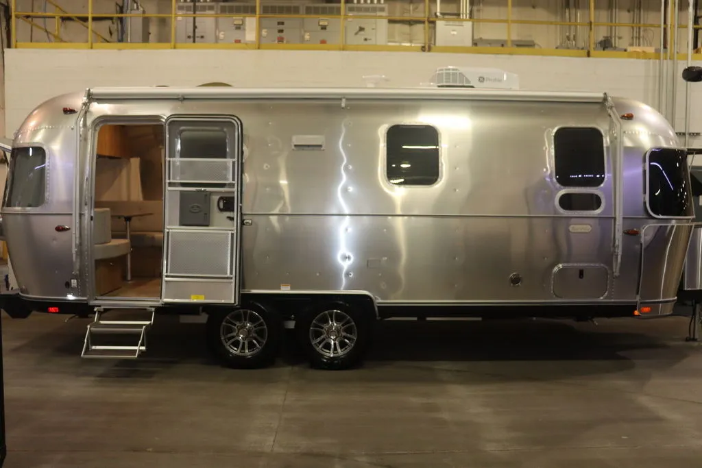 2026 Airstream Trade Wind 25FB - Photo 2