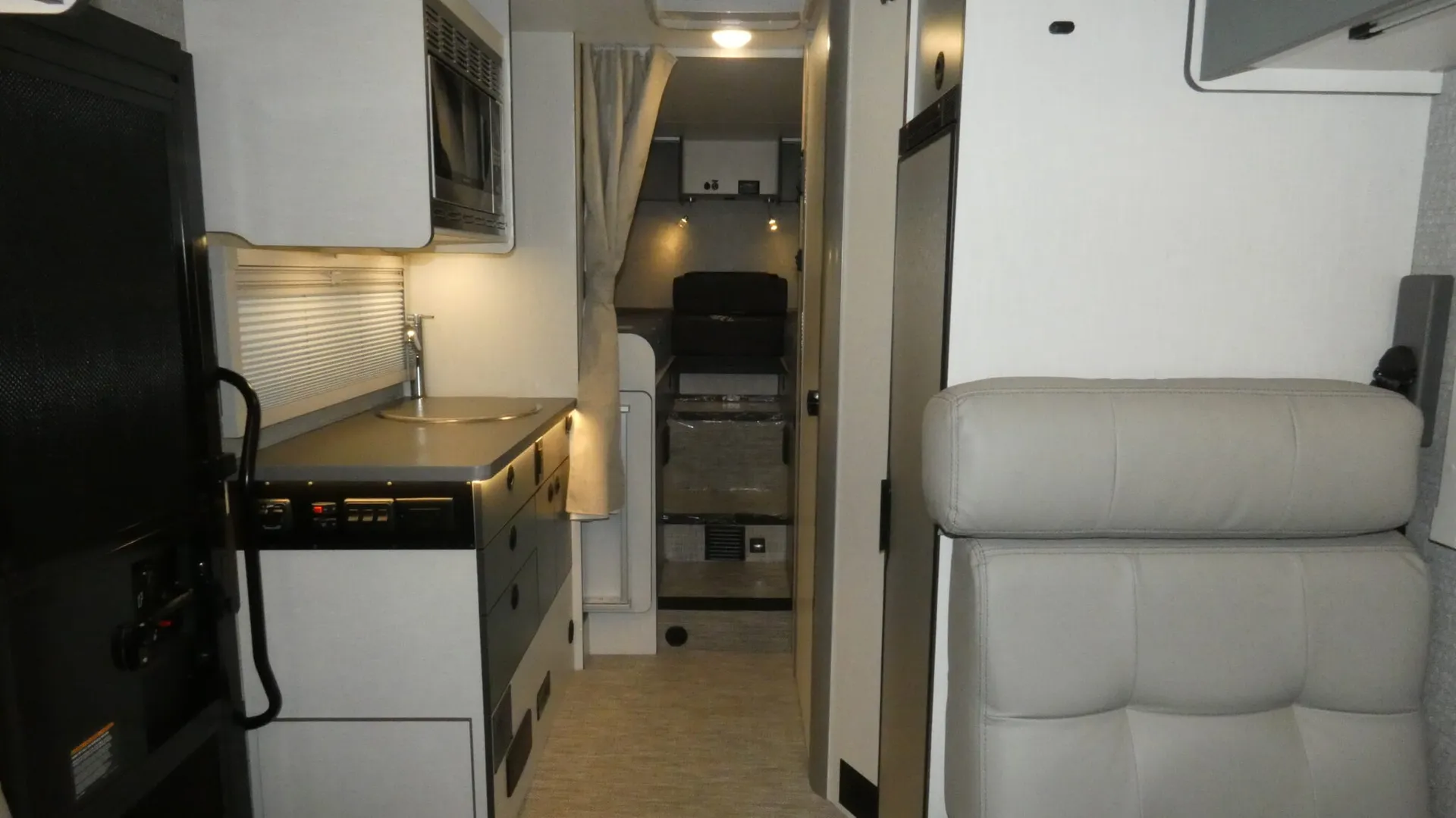 2026 Winnebago EKKO Sprinter 23B - Photo 3