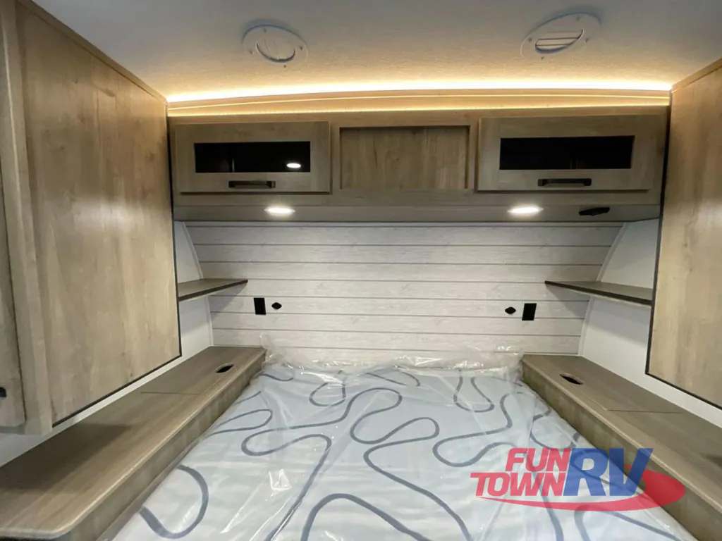 2026 Forest River Solaire 2580RBSS, Photos photo 31