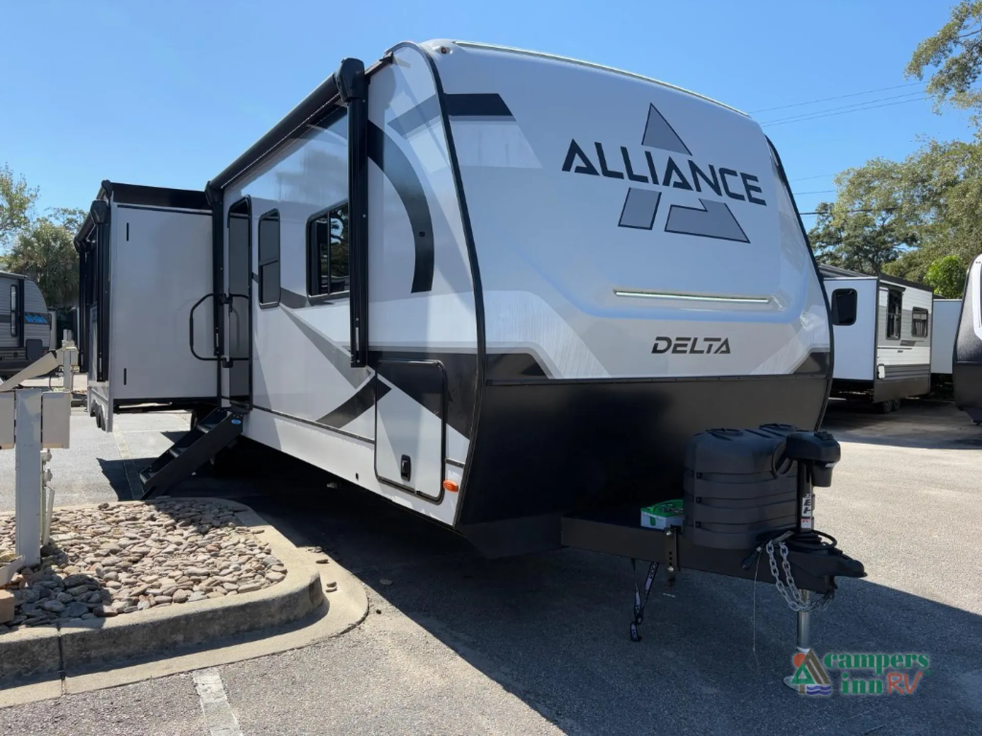 2025 Alliance RV Delta 321BH - Photo 2