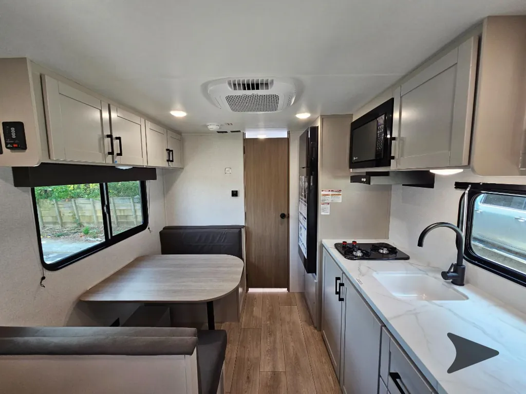 2027 Jayco Jay Flight 175FQ, Photos photo 18