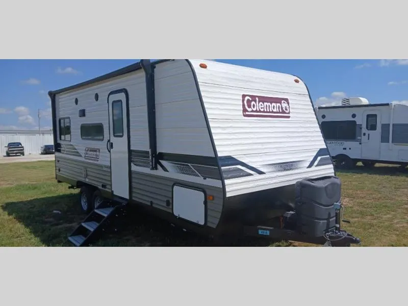 2022 Dutchmen Coleman Lantern LT Series 202RD - Photo 2