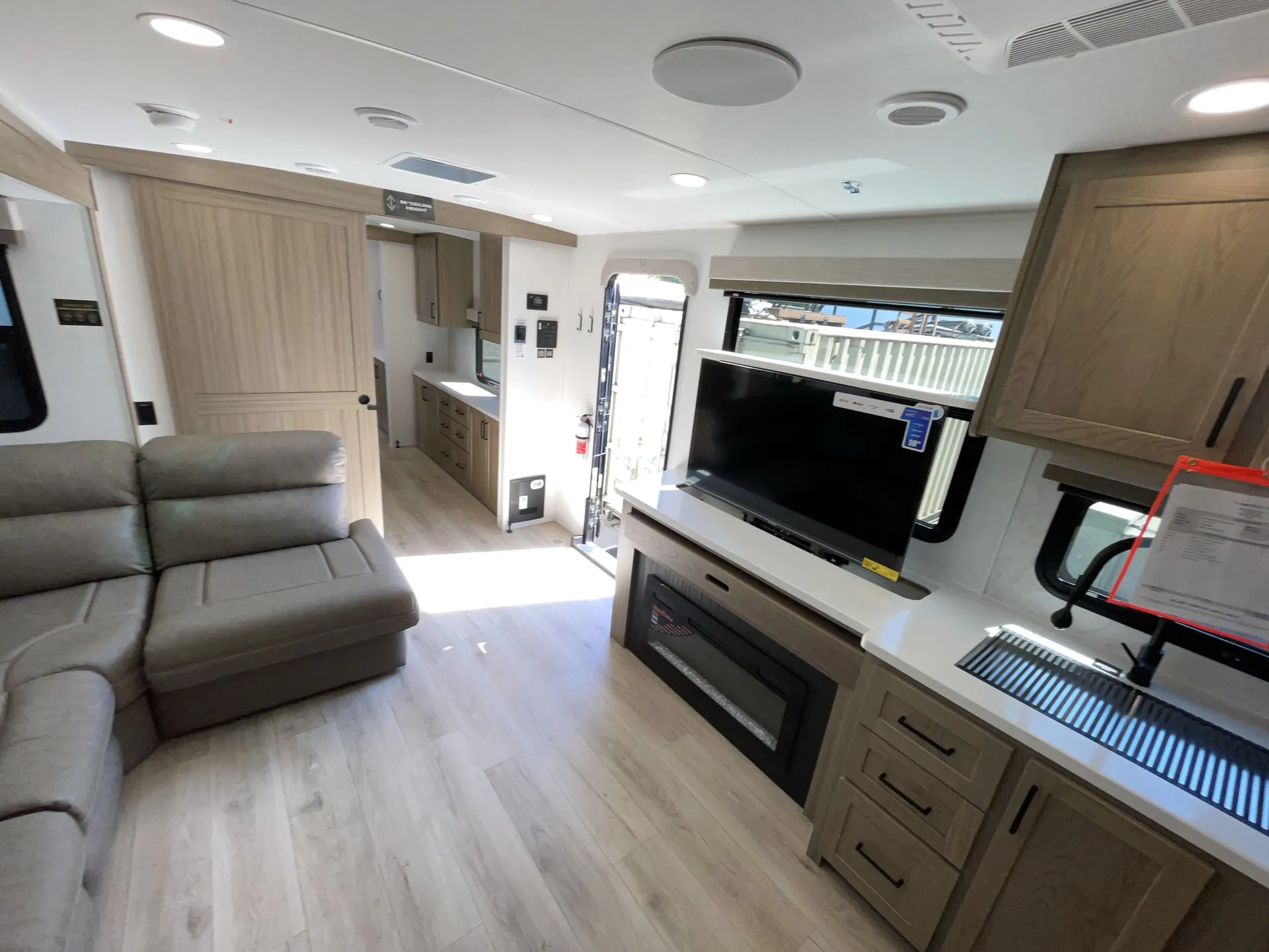 2027 Forest River Rockwood Ultra Lite 2711RK — living area main