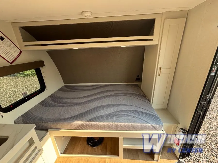 2027 Grand Design Transcend 121RBL - Photo 3