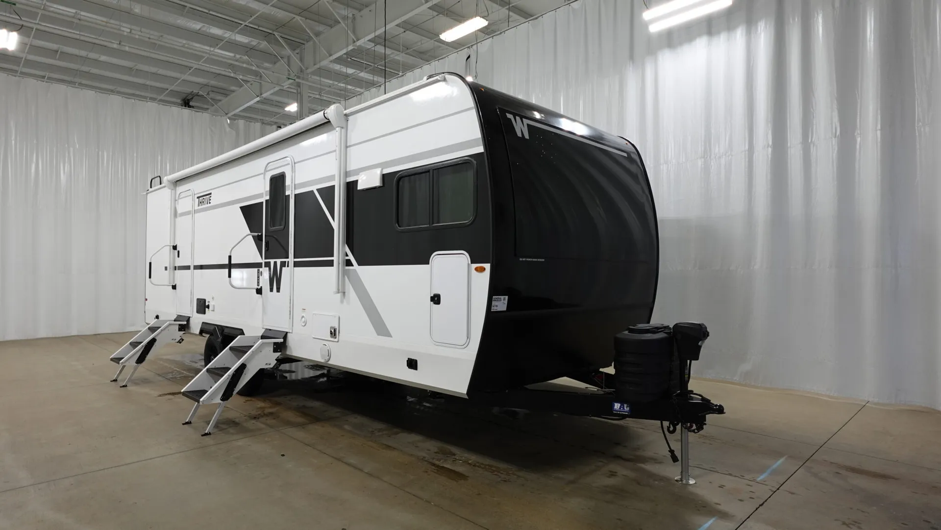 2026 Winnebago Thrive 26FKD - Photo 2
