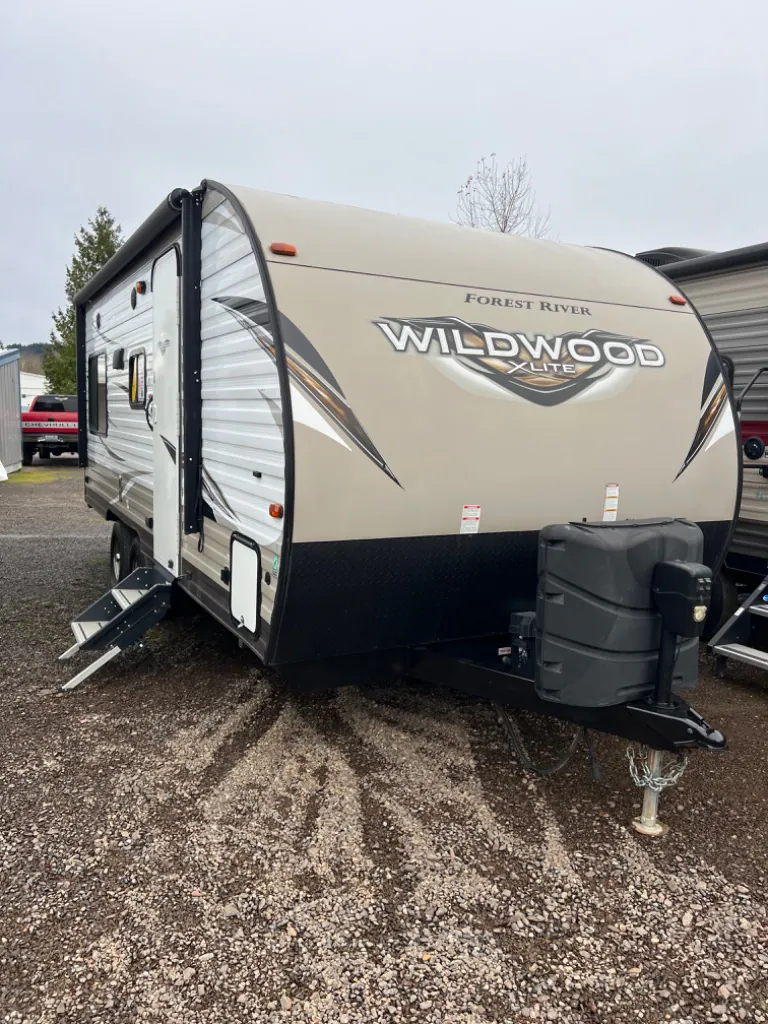 2018 Forest River RV Wildwood X-Lite 191RDXL - Photo 2