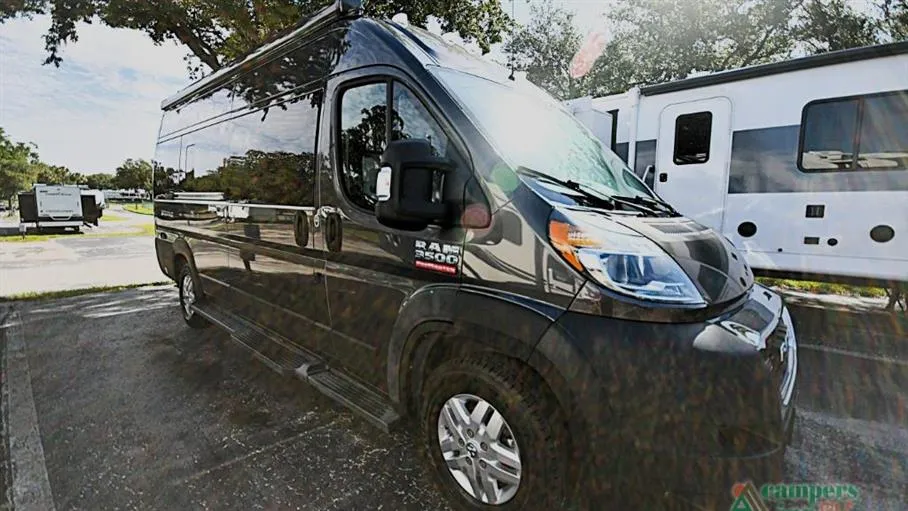 2021 Thor Motor Coach Sequence 20L - Photo 2