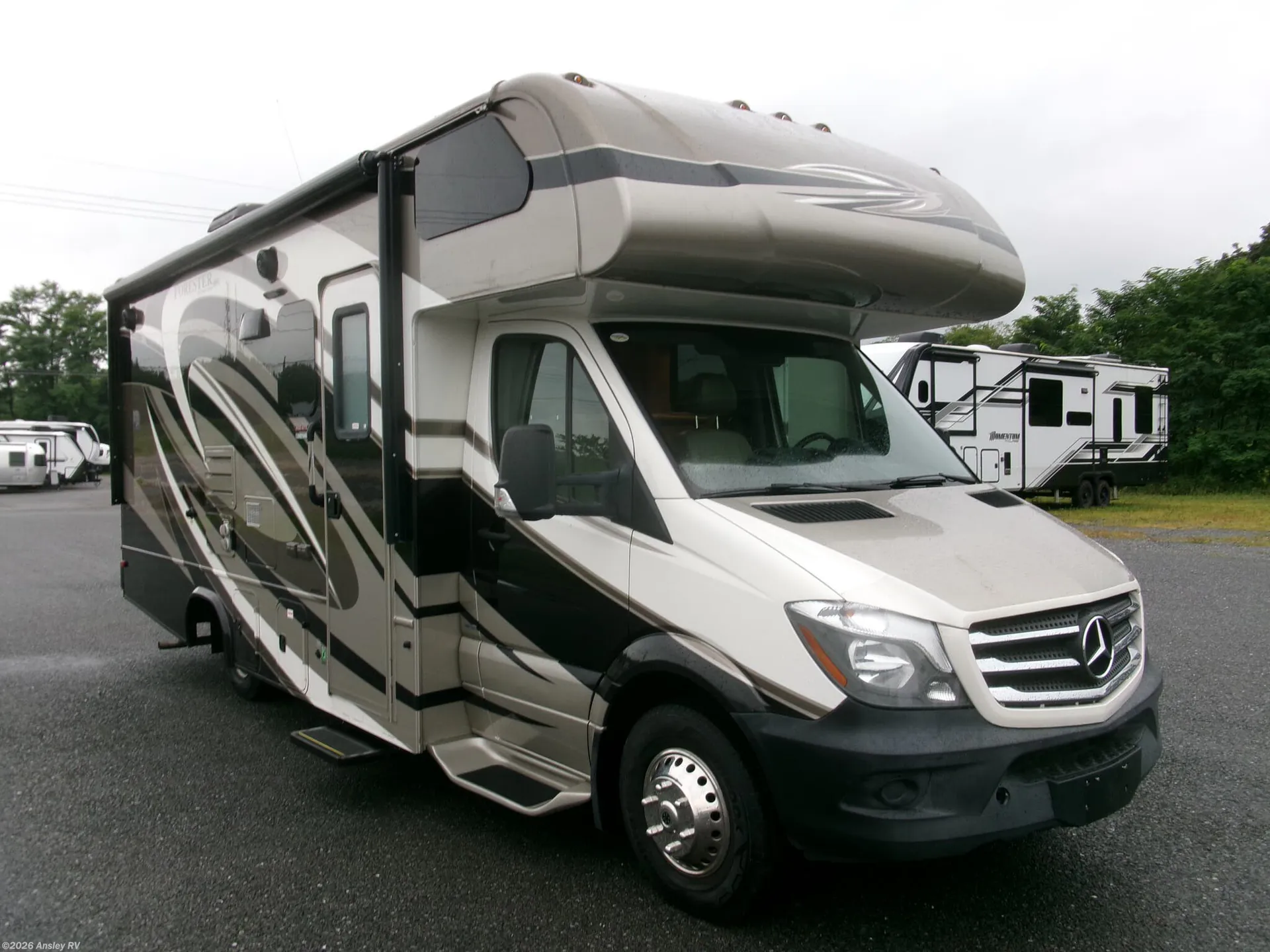 2016 Forest River Forester MBS 2401W - Photo 2