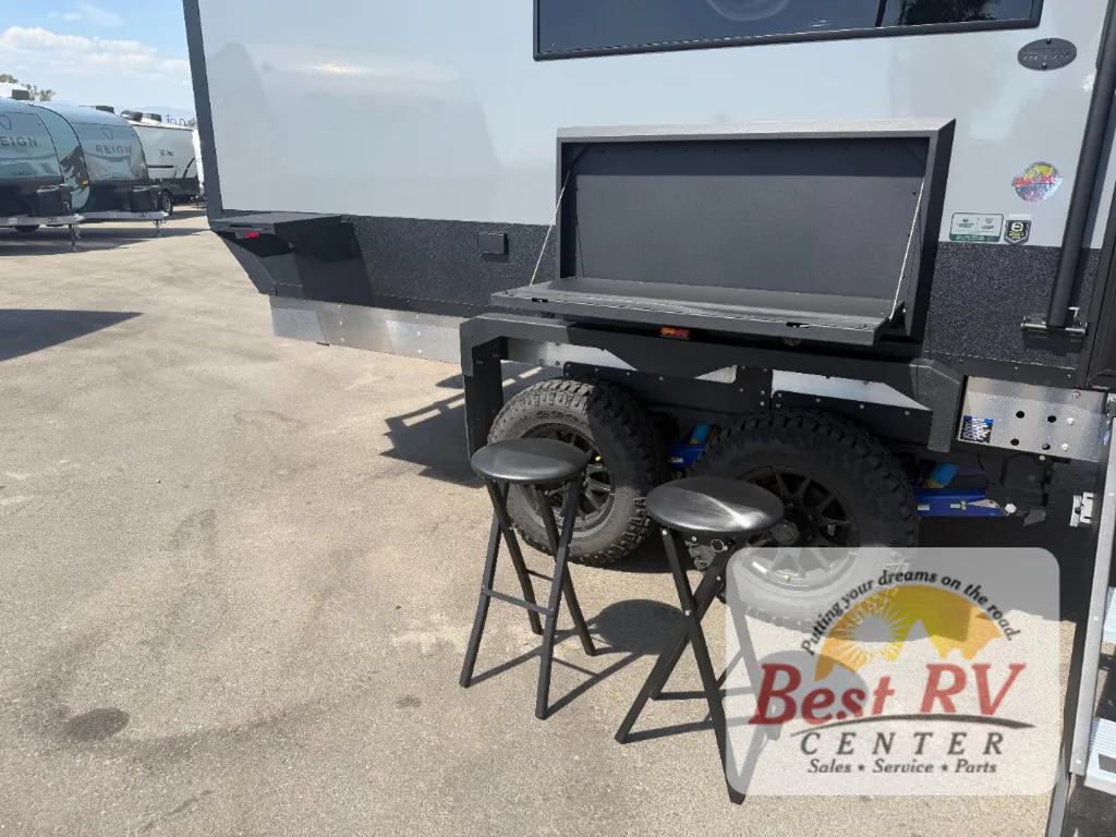 2027 Palomino Pause Reboot Edition 194, Photos photo 9