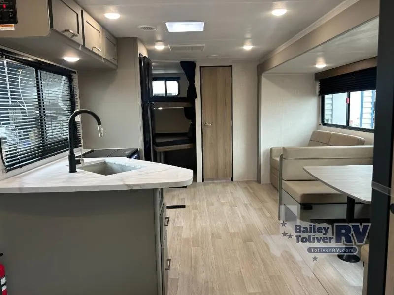 2026 Keystone Hideout Sport 269DB - Photo 4