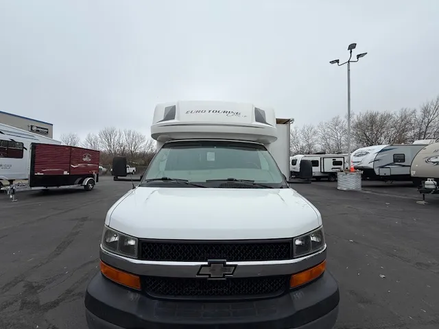 2008 Gulf Stream Euro Touring 5272 - Photo 3