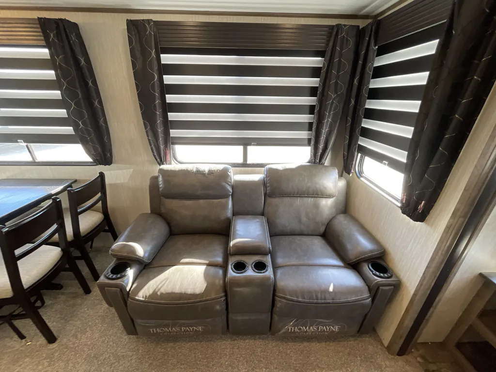 2020 Forest River Sabre 36BHQ, Photos photo 18