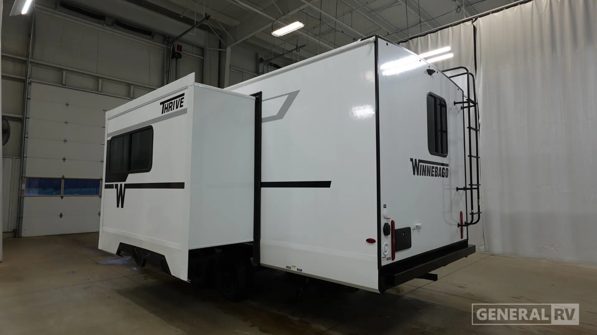 2026 Winnebago Thrive 22RBS - Photo 4