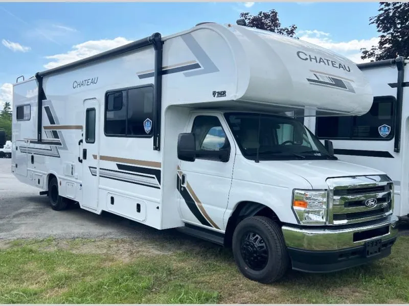 2027 Thor Motor Coach Chateau 31E - Photo 2
